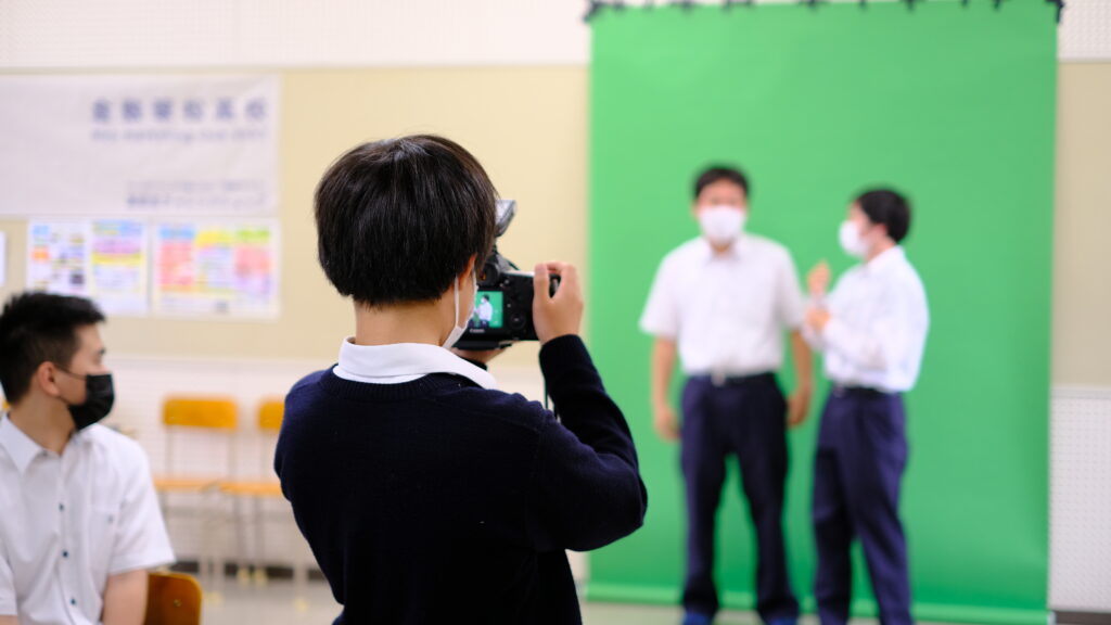商業科１年　地域職業人との交流学習が行われました