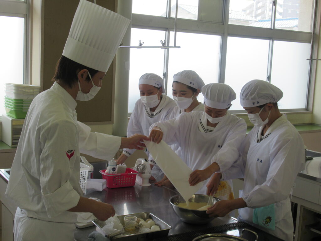 生活科学科 食物コース 特別授業が行われました