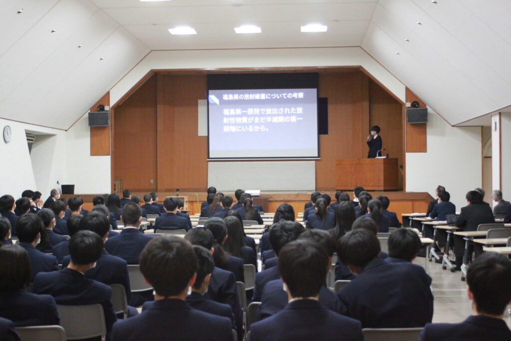 探究活動 成果発表会が行われました。