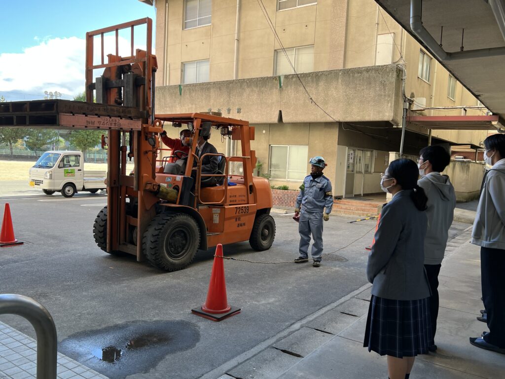 倉敷市キャリア教育推進事業「企業学び楽舎講座」を実施しました　