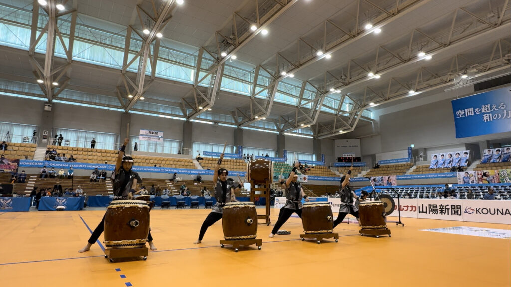 和太鼓部　バレーボール　シーガルズ試合前パフォーマンス