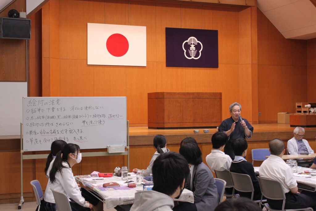 3年生 茶碗の絵付け