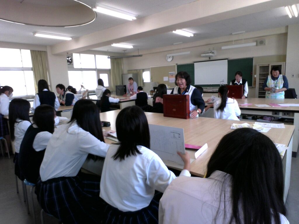 2年 生活科学科 倉敷市出前授業